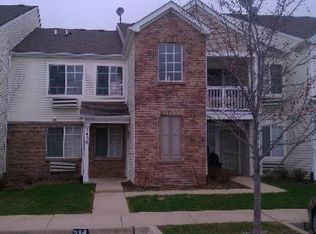 1455 McClure Rd, Aurora, IL 60505