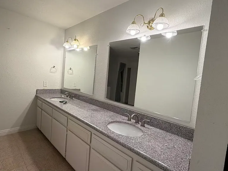 18188 Pier Dr #2 — Photo 13