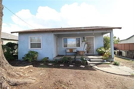 3rd image of 10631 Oak Glen Ave