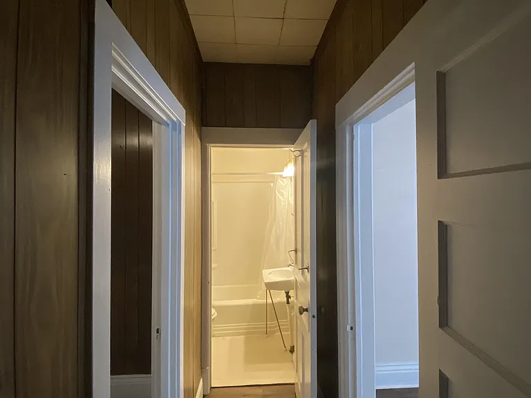430 W Edwards St #1 — Photo 3