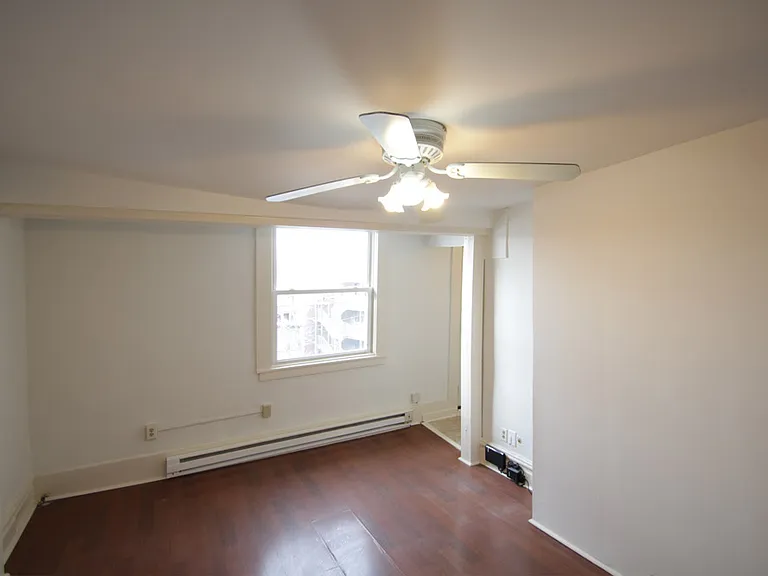 525 Jeanette St #3 — Photo 9