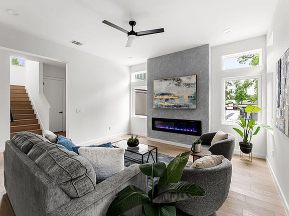 5th image of 3204 Lyons Rd #2