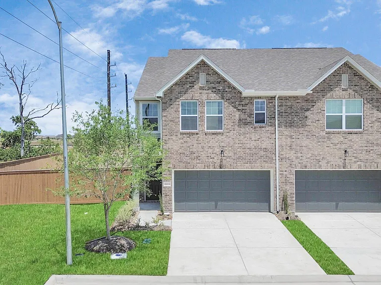 10303 Rose Mar Dr #B — Photo 48