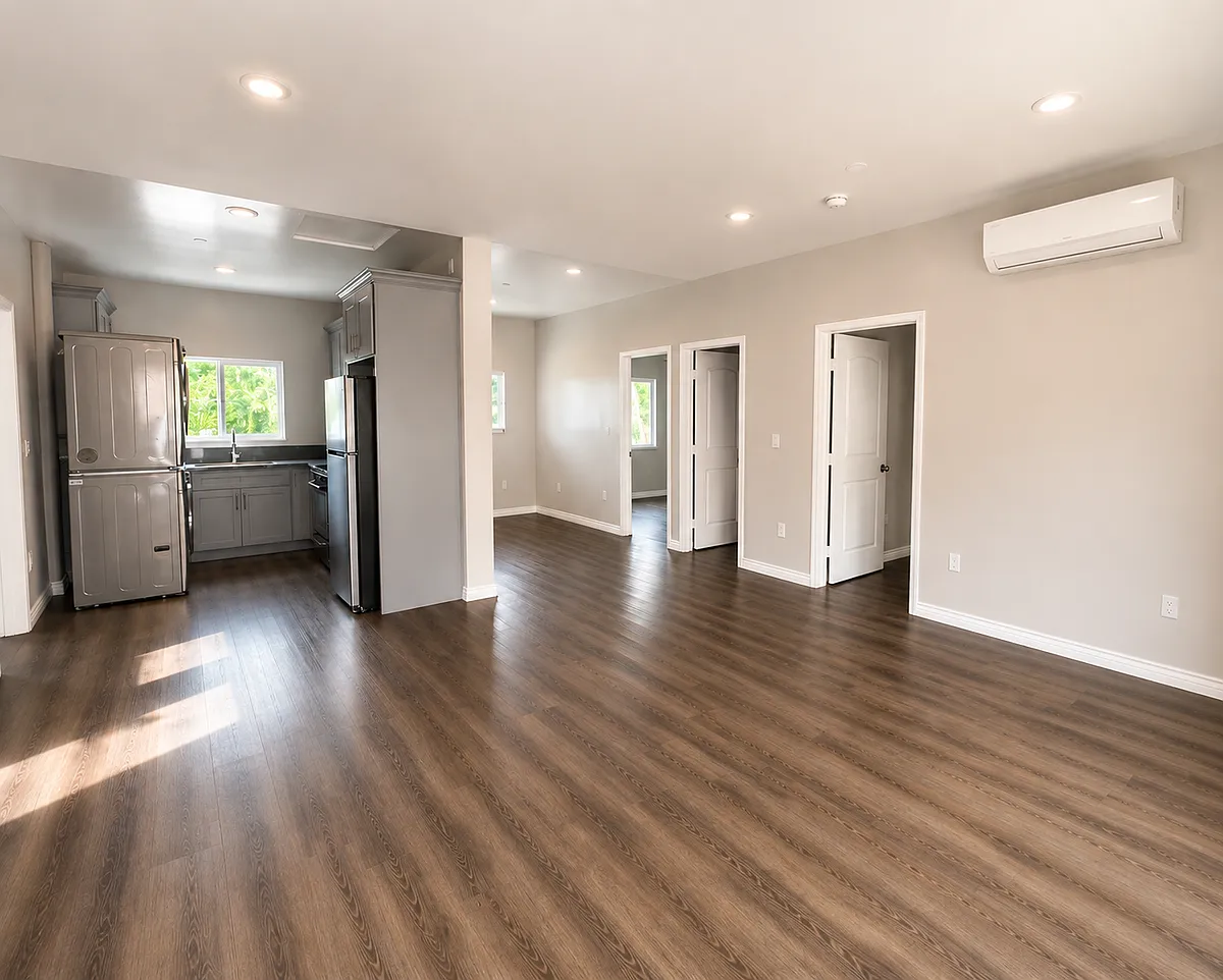 Building Photo - 2404 S Isabella Ave #A