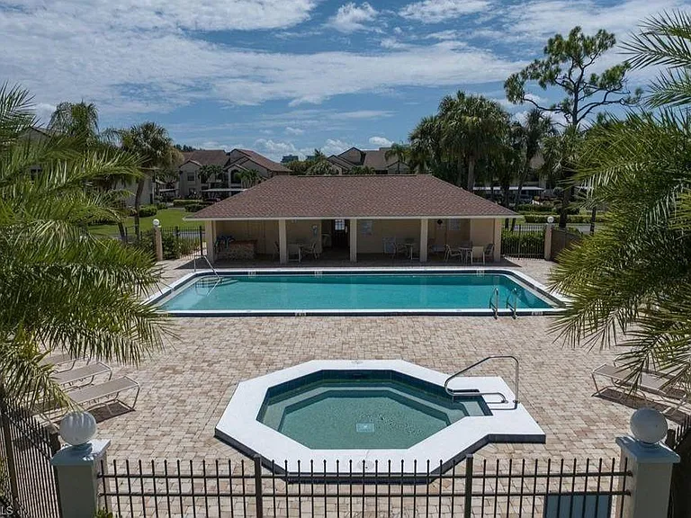 8445 Charter Club Cir #3 — Photo 17