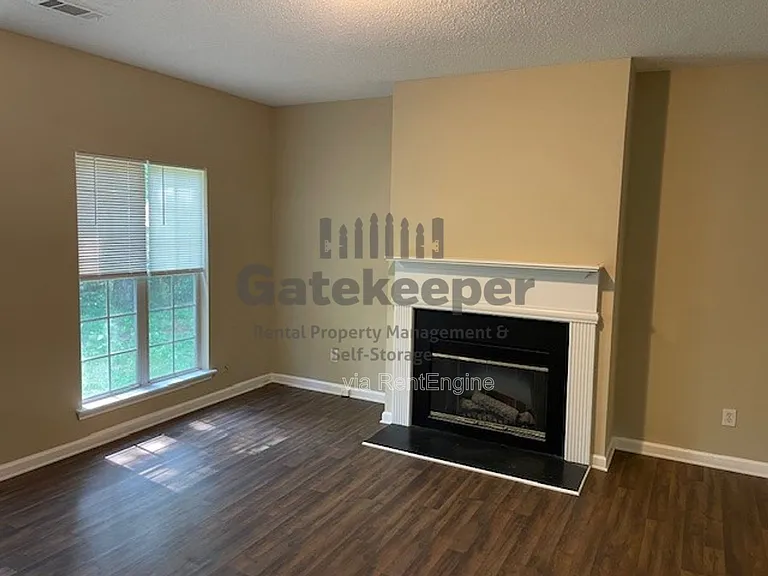 10564 Village Lndg — Photo 7