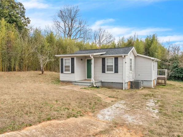 5 Bagwell Ave, Greenville, SC 29611