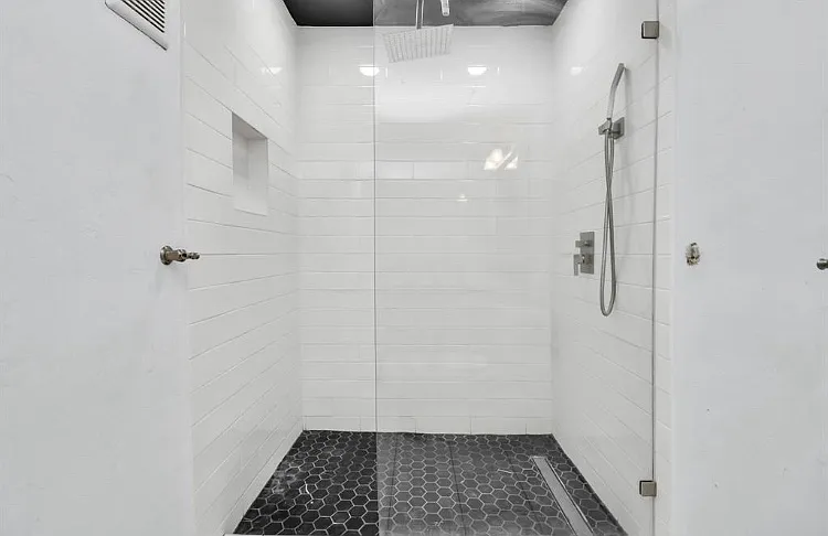 2816 S Bartell Dr #22 — Photo 12