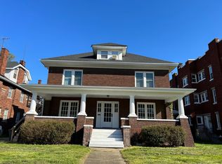 1032 12th Ave APT 2, Huntington, WV 25701