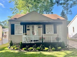 215 W Strathmore Ave, Pontiac, MI 48340