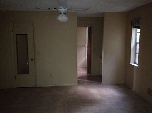 5th image of 950 SE Montrose Ave