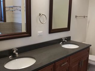 6566 N Northwest Hwy #3W, Chicago, IL 60631