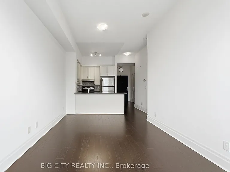 131 Upper Duke Cres #1005 — Photo 19