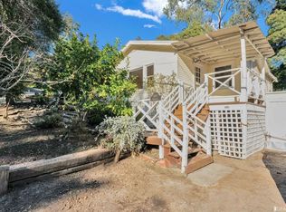 5892 Merriewood Dr, Oakland, CA 94611