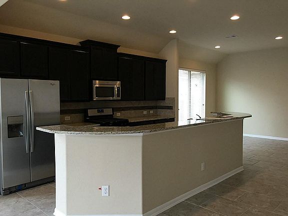 5th image of 311 Lockridge Hill Ln