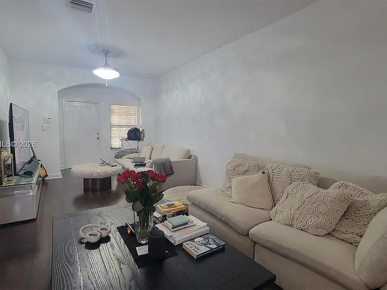 438 NE 194th Ter #438 — Photo 18