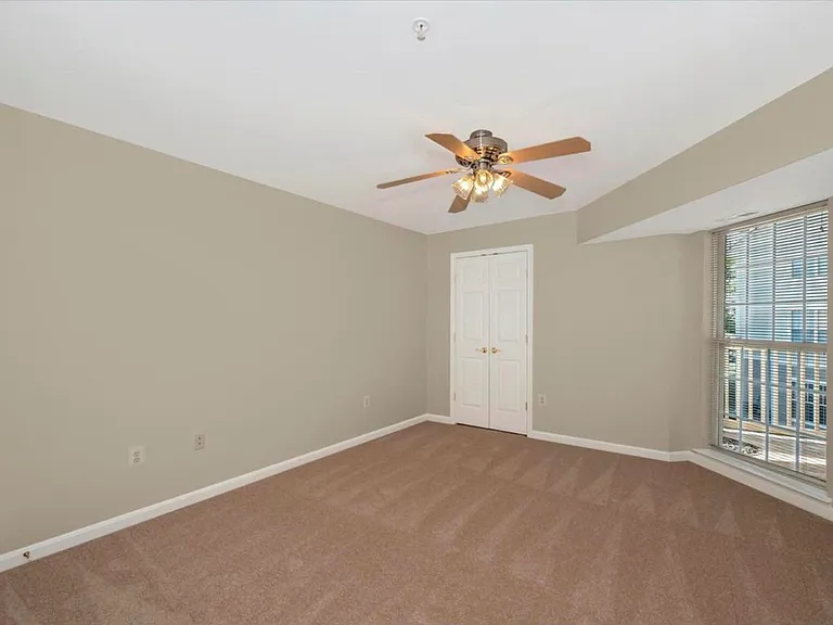 595 Cawley Dr #2C — Photo 20