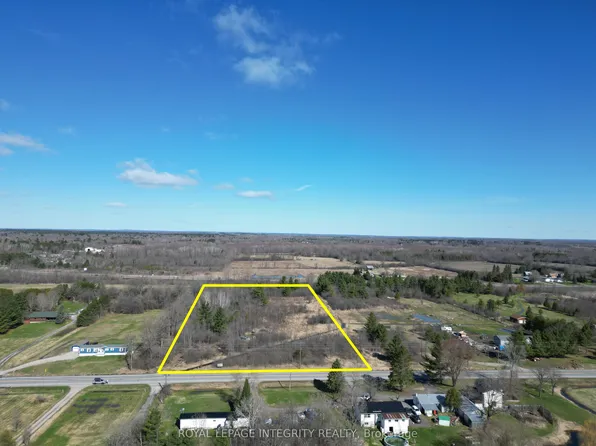 810 Christie Lake Rd, Tay Valley, ON K7H 3C6