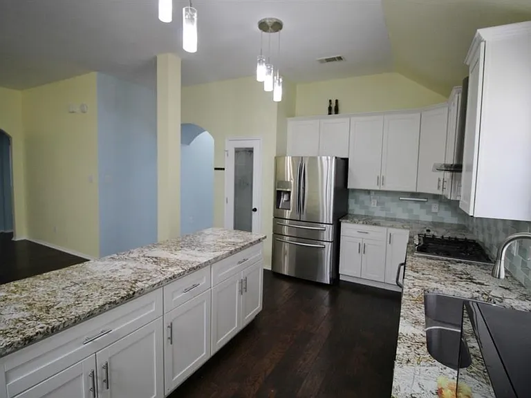 4003 Greenwood Way — Photo 7