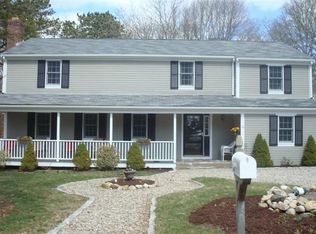 15 Shagbark Rd, Forestdale, MA 02644