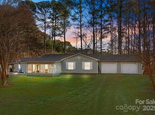8940 McIlwaine Rd, Huntersville, NC 28078