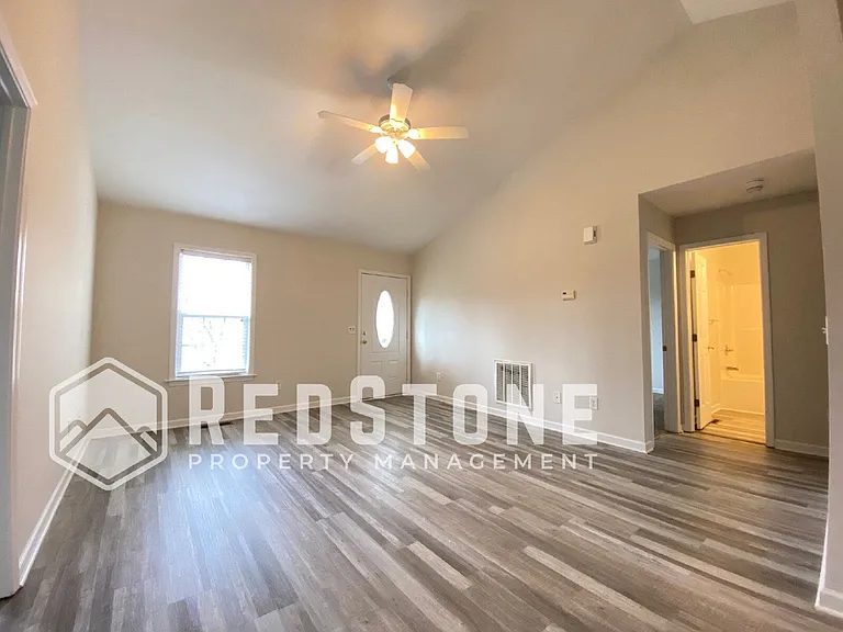 3903 Johns Creek Dr — Photo 7