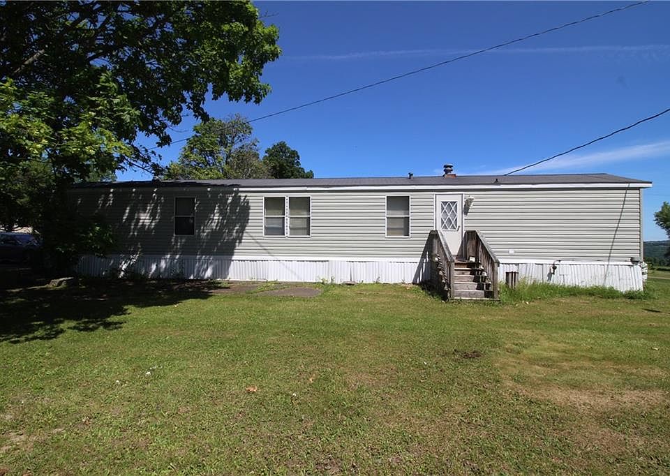 1st image of 44 Britt Dr