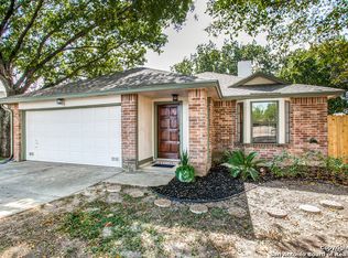 10930 Lake Path Dr, San Antonio, TX 78217