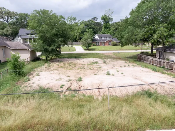 626 Ames St, Spring, TX 77373