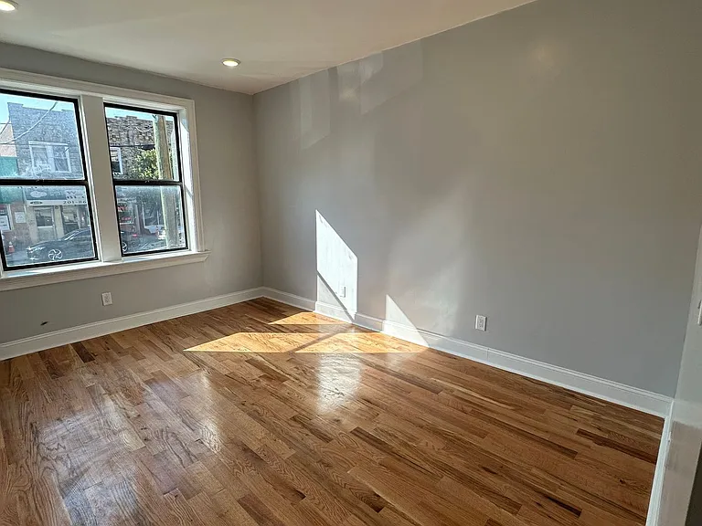 6412 - Golden Crest 6412 Park Avenue, LLC — Photo 3
