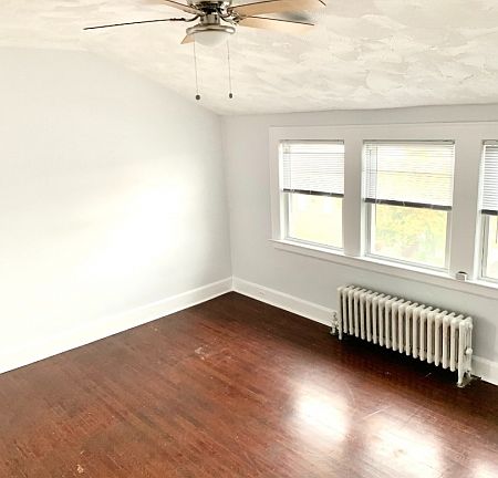 2nd image of 119 Orange St #3