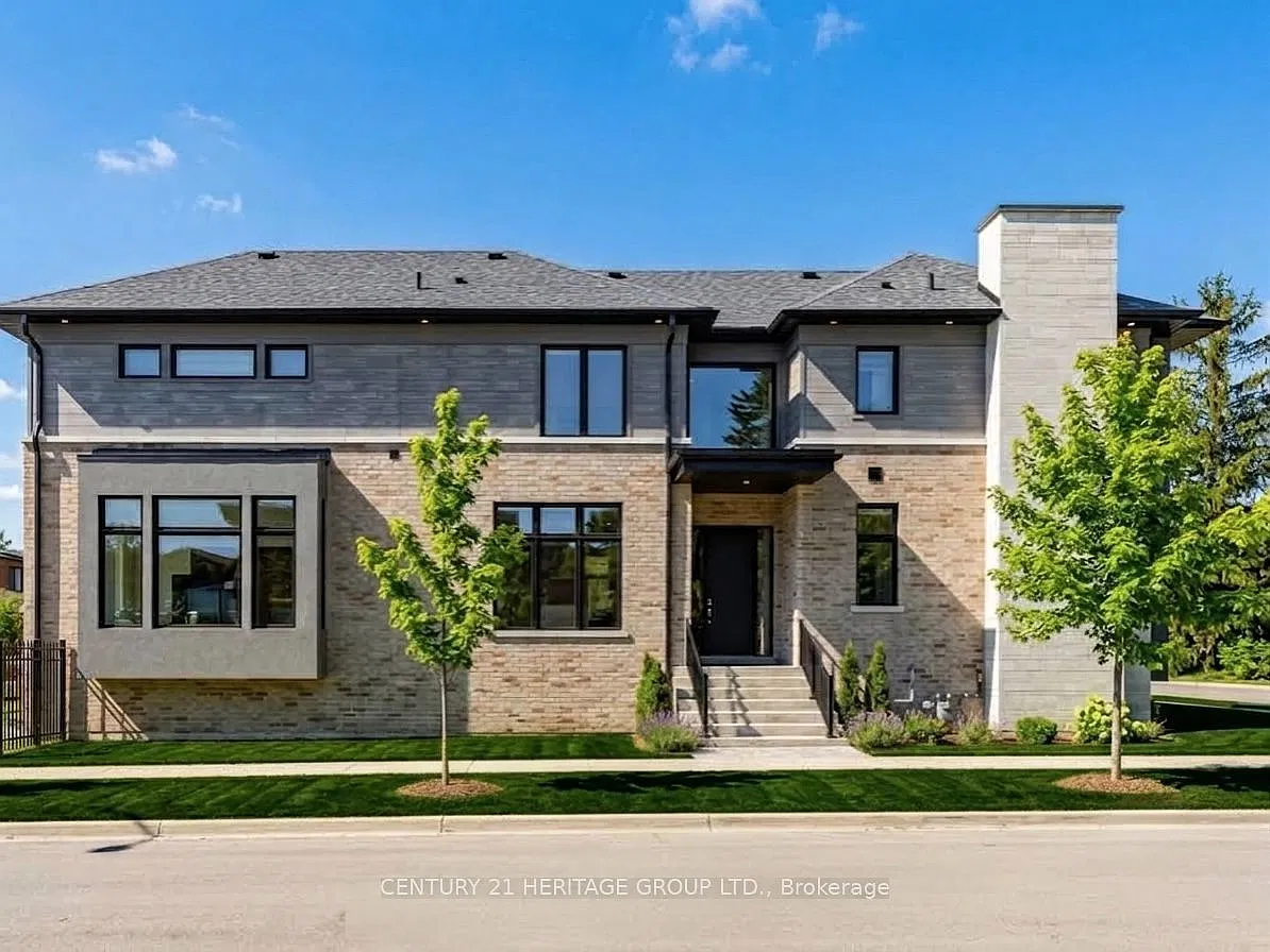 5 bed, $8,980 — Photo 1