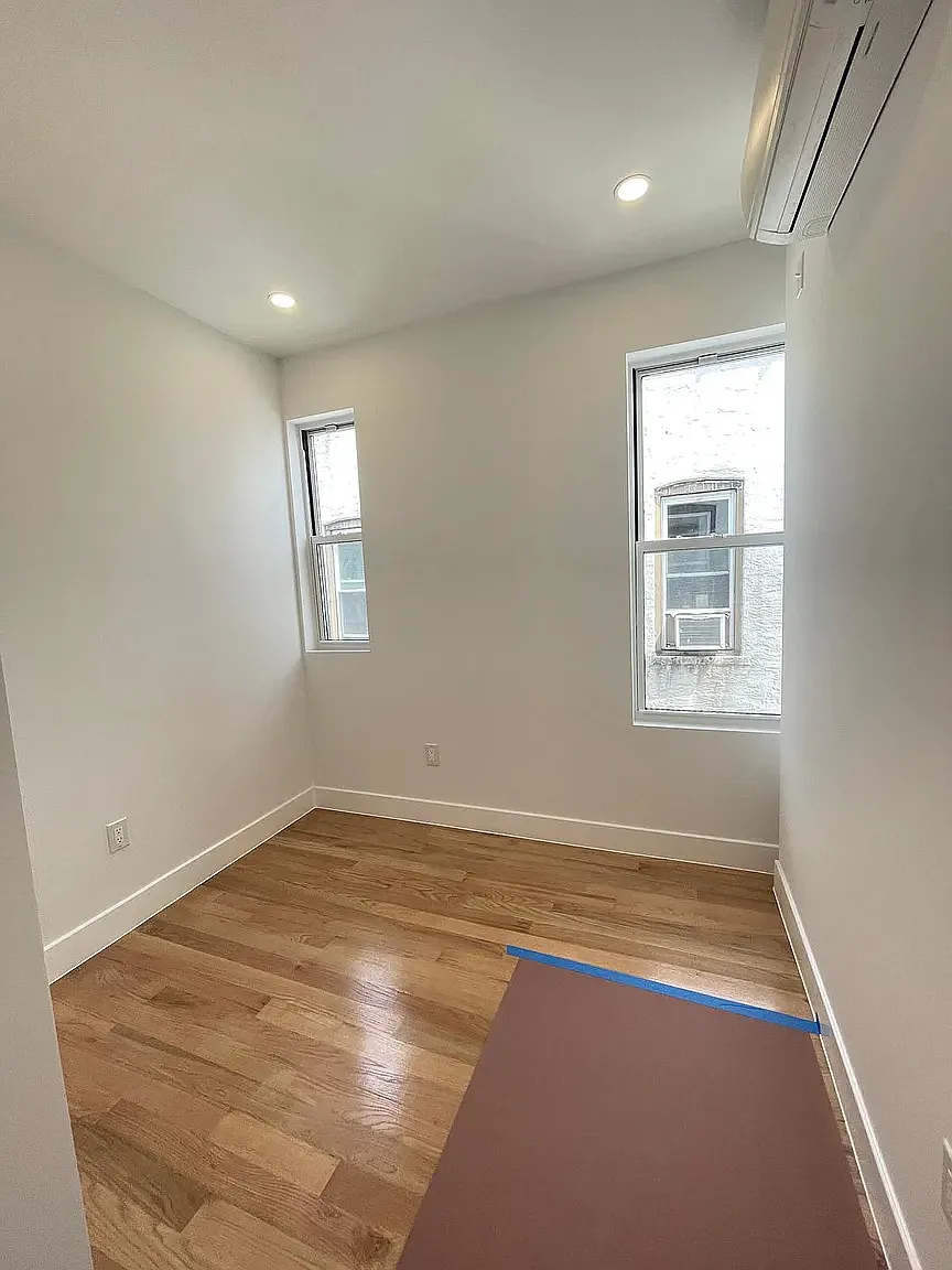 1652 Norman Street — Photo 3