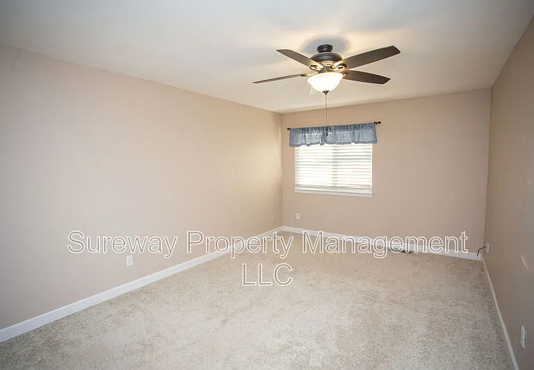7 Curry Ct — Photo 32