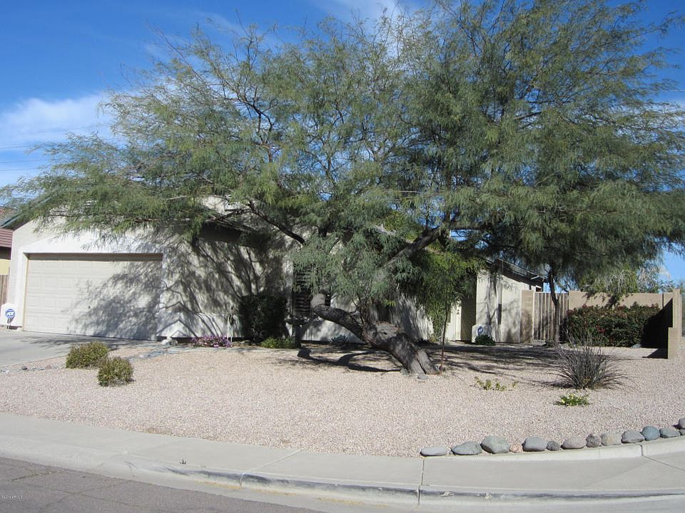 1st image of 218 W Villa Theresa Dr