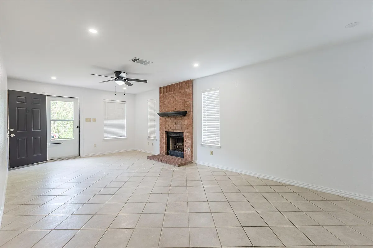 Building Photo - 8506 Bisbee Ct
