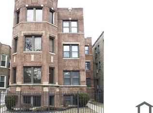 6 W 111th Pl APT 2R, Chicago, IL 60628