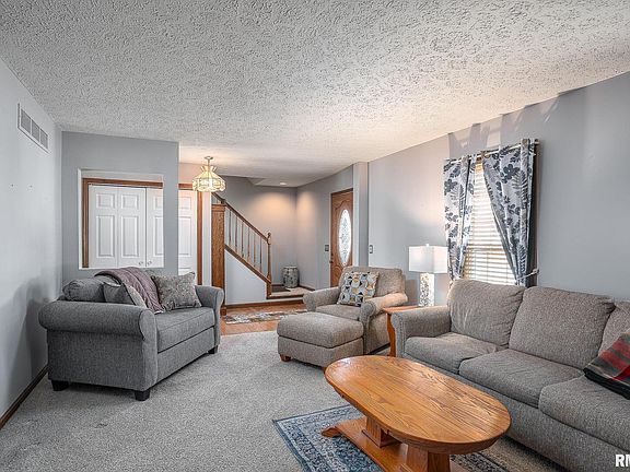 4th image of 1417 W 49th St