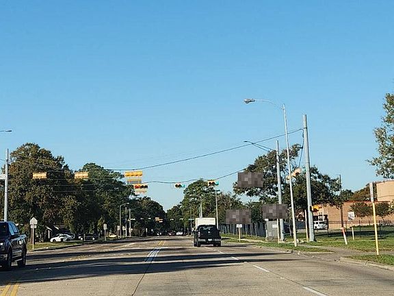 5th image of 14338 Woodforest Blvd