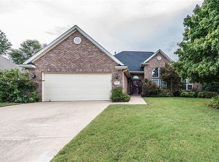 5302 S 44th Pl, Rogers, AR 72758
