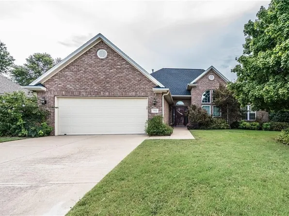 5302 S 44th Pl, Rogers, AR 72758