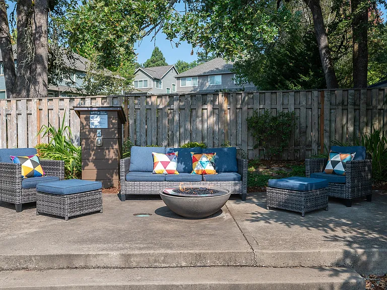 Haven Lake Oswego | Fire Pit