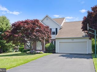 436 Deep Willow Dr, Exton, PA 19341