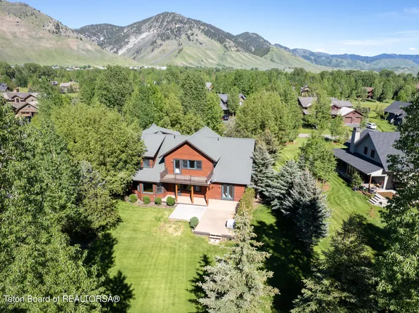4330 Balsam Ln, Jackson, WY 83001