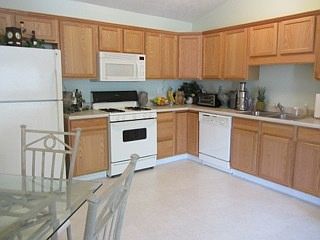 4th image of 3827 Gray Pond Ct