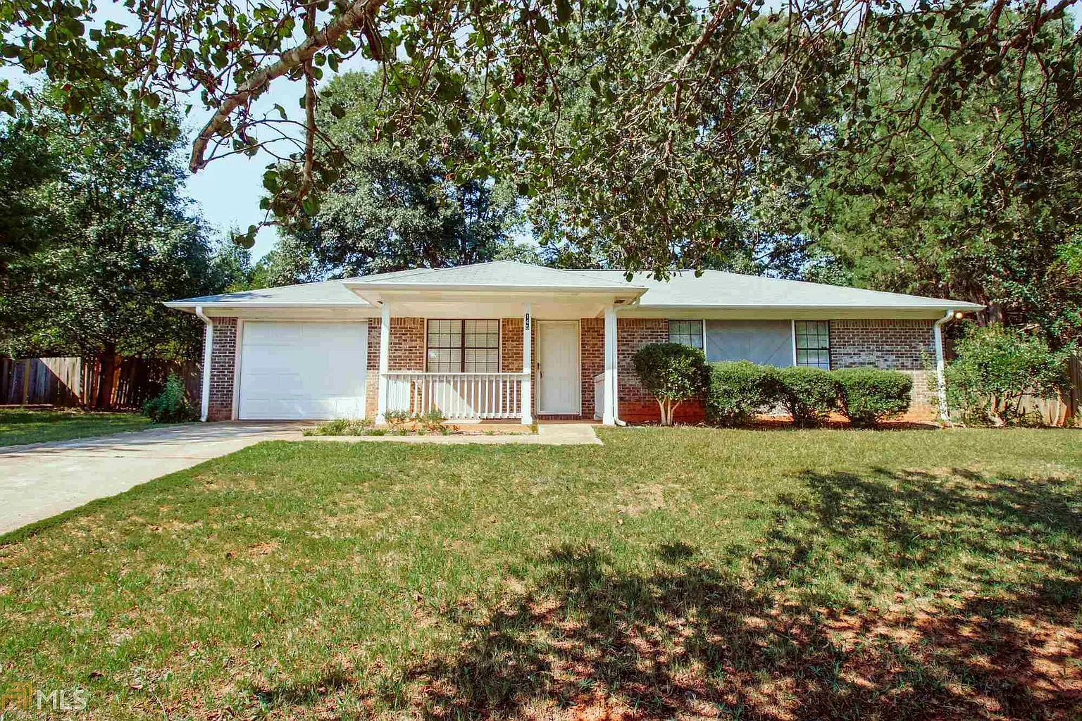 145 Grove Creek Dr photo 1