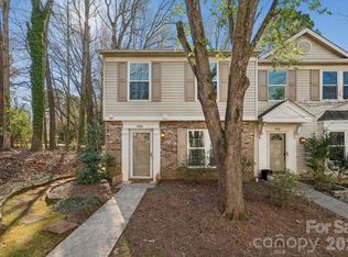 1344 Maple Shade Ln, Charlotte, NC 28270