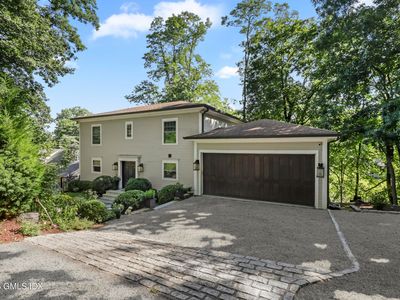 150 Pemberwick Rd, Greenwich, CT, 06831