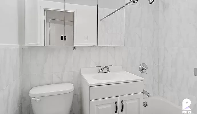 Rented by Compass | media 9