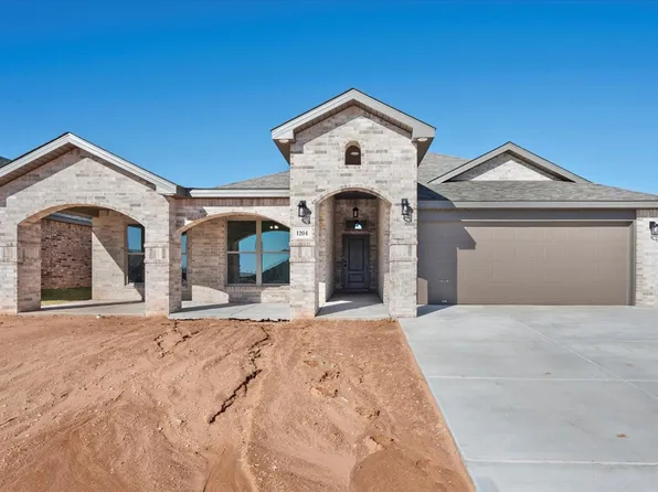 1204 E 31st St, Wolfforth, TX 79382
